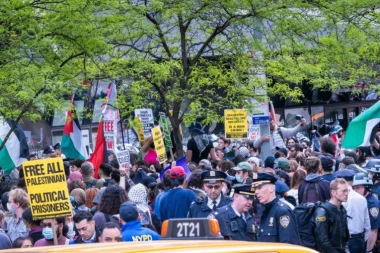 OBRT MEĐU STUDENTIMA: Izbačeni sa Univerziteta zbog demonstracija protiv rata, a sada su dobili NEVEROVATNU PONUDU