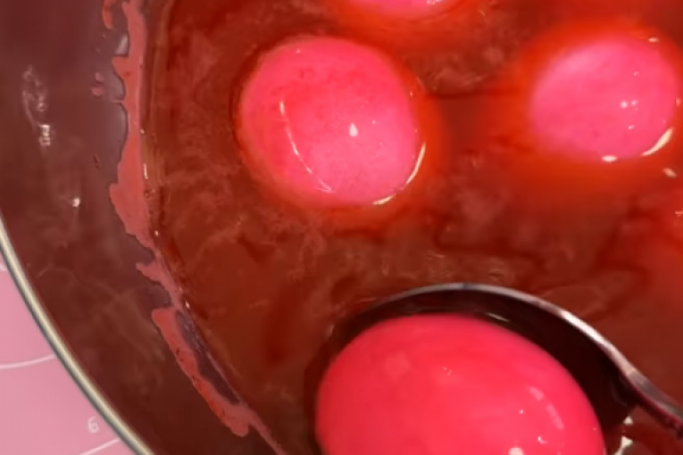 Stanija Dobrojević instagram Uskrs 2024 jaja