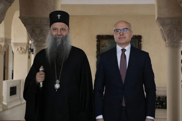 UZ OČINSKI BLAGOSLOV DAROVAO MI JE IKONU SVETOG SAVE, OCA SRPSKE DUHOVNOSTI: Vučević razgovarao s patrijarhom Porfirijem