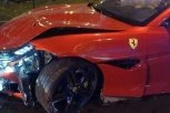 ŽENA FUDBALERA SLUPALA FERARI OD 250.000 EVRA! Lagala policiju, kamera sve snimila! Iznenadiće vas kako ONA IZGLEDA!