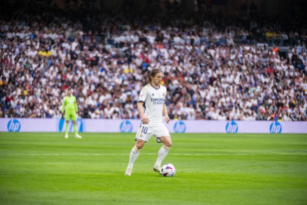OD NAJGOREG POJAČANJA DO JEDNOG OD NAJTROFEJNIJIH IGRAČA U REALU: Modrić piše istoriju sa Madriđanima!