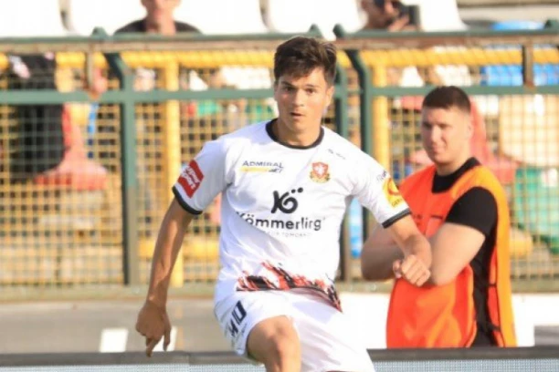 SRBINU SMRSKANO LICE! OSTAJE U BOLNICI DO DALJEG! Kao da je imao tešku SAOBRAĆAJKU - Operacija protekla USPEŠNO!