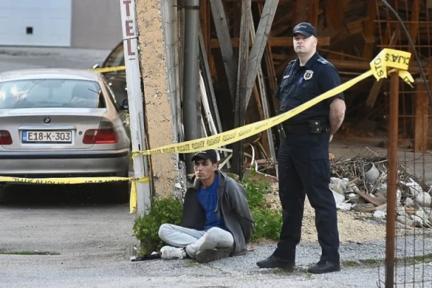 PRVI SNIMCI SA MESTA PUCNJAVE! Jedan migrant ranjen, drugi prebačen u bolnicu! (FOTO+VIDEO)