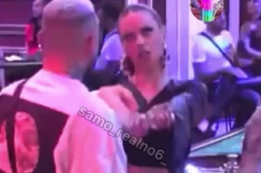 MIONA ĆE TRAŽITI DA OVAJ SNIMAK ZAUVEK NESTANE: Obelodanjen najveći blam ikada viđen u Eliti, na muzičku karijeru može da zaboravi!