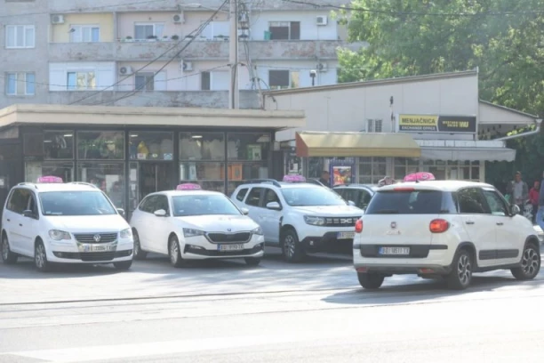 STUPILA ODLUKA O TAKSI PREVOZU U BEOGRADU! Republika otkriva - EVO da li se taksisti pridržavaju novih propisa! (FOTO)