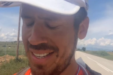 NIKOLA ROKVIĆ STIGAO U GRČKU! Poslao SNAŽNU PORUKU sa hodočašća, pa otkrio koliko je NOVCA SKUPIO za mališane obolele od raka! (FOTO)