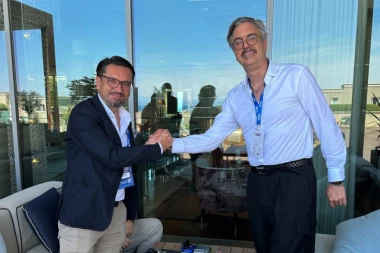 Čadež: Uvodimo nove digitalne servise zasnovane na veštačkoj inteligenciji !