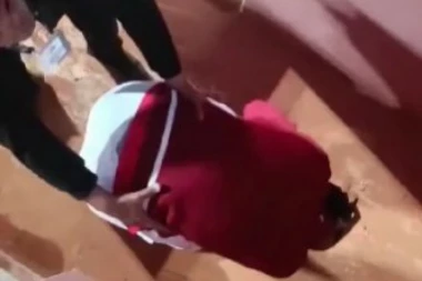 NOVI DETALJI INCIDENTA U KOJEM JE NOVAK ĐOKOVIĆ POGOĐEN FLAŠOM U GLAVU: Bizarna scena nakon meča u Rimu! (VIDEO)