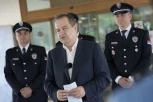 "NEMA OPASNOSTI PO LJUDE I ŽIVOTNU SREDINU" Oglasio se ministar Dačić povodom iskliznuća cisterne kod Bora koja je prevozila sumpornu kiselinu