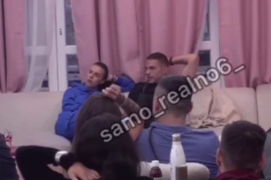 SRAMOTNO PONAŠANJE ANĐELA I ANITE: Bojanu udarili NAJNIŽE - vređali je zbog odrastanja u DOMU i života bez MAJKE - javnost ZGROŽENA!