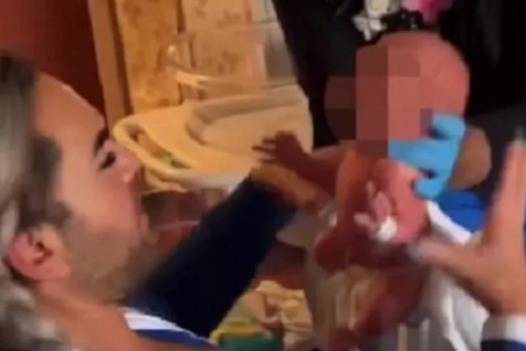 RASTURILI JE NA MREŽAMA: Žena rodila ROĐENOM BRATU blizance! Kad je ispričala priču do kraja, svi su ostali bez teksta