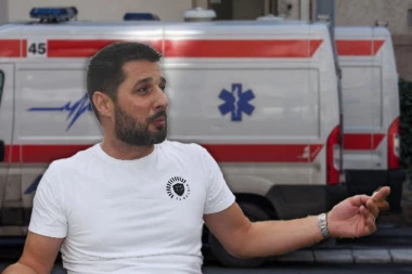 MARKO MILJKOVIĆ ZAVRŠIO U URGENTNOM CENTRU: Policija ga ne ispušta iz vida, on urla na sav glas!