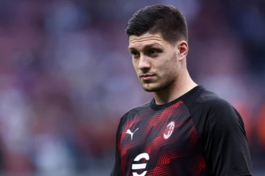 MILAN ODREDIO JOVIĆEVU SUDBINU! Evo gde Luka nastavlja karijeru!
