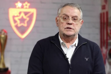 NEBOJŠA ČOVIĆ STIGAO ĐOKOVIĆEV REKORD: Predsednik Crvene zvezde ima neverovatnu zbirku trofeja, evo i koliko njih je čine