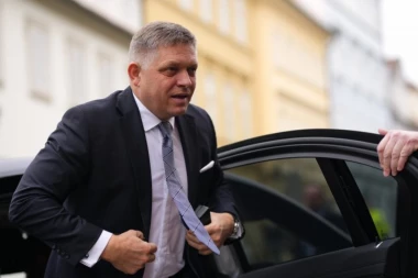 ROBERT FICO PRI SVESTI: Saopšteno stanje slovačkog premijera, lekari dali dalje prognoze (VIDEO)
