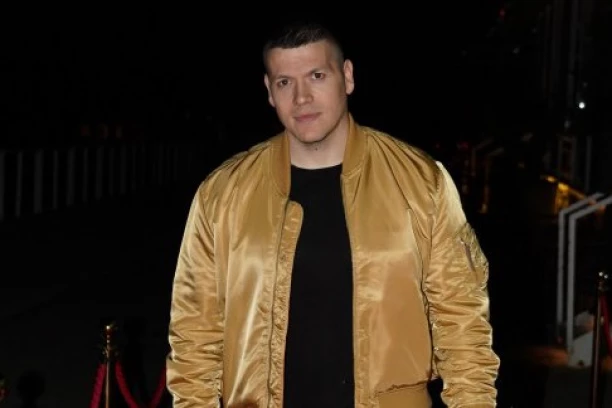 SLOBA RADANOVIĆ SLOMLJEN OD TUGE: Oprostio se EMOTIVNIM rečima - POČIVAJ U MIRU, BRATE... (FOTO)