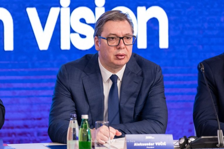 "LAŽU NAS SVE VREME I TO JE NAJMANJE ŠTO ĆU U LICE DA IM KAŽEM" Vučić: Rezolucijom ne žele pijetet žrtvama, već kaznu za ceo srpski narod!
