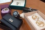 FIRMIRANA ODEĆA, OBUĆA, LUKSUZNE TAŠNE! Carinici zaplenili robu vrednu 140.000 evra! (FOTO)