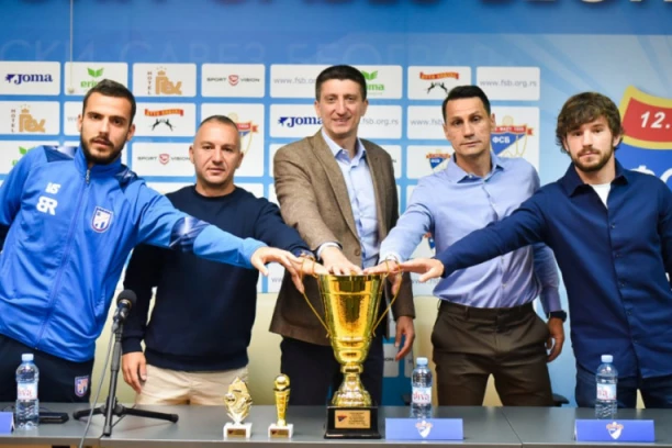 SVE JE SPREMNO ZA ZAVRŠNICU KUP TAKMIČENJA: U prostojama saveza održana je konferencija za medije - dva tima, a pehar je samo jedan! (FOTO GALERIJA)