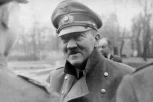 KAKO JE ADOLF HITLER POSTAO NAJVEĆI ZLOČINAC SVIH VREMENA? Otkriveni JEZIVI detalji o njegovoj porodici i poreklu!