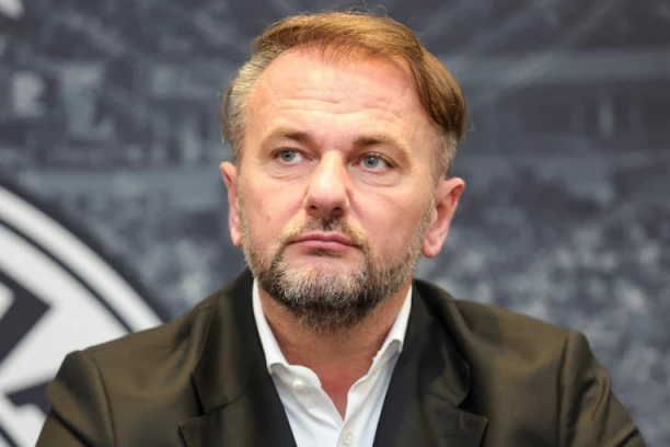 PREKIPELO IM: Grobari uvredama ispratili Ostoju!