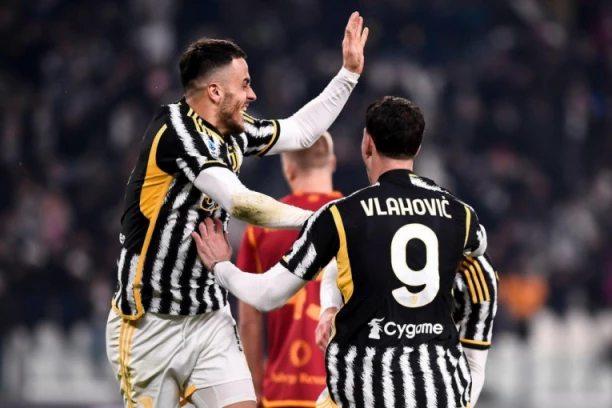 GOTOVO: Vlahović i Kostić ostali bez trenera!