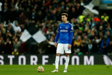 BIO JE JEDAN OD NAJBOLJIH ENGLESKIH TALENATA, A SADA VIŠAK U TIMU: Strmoglavi pad karijere Dele Alija!