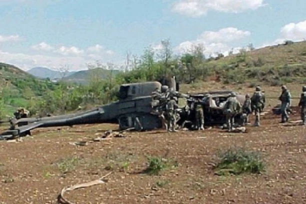 STRAŠNA NESREĆA OBEZGLAVILA DRŽAVU! Srušio se helikopter sa dva najvažnija ministra i osam putnika