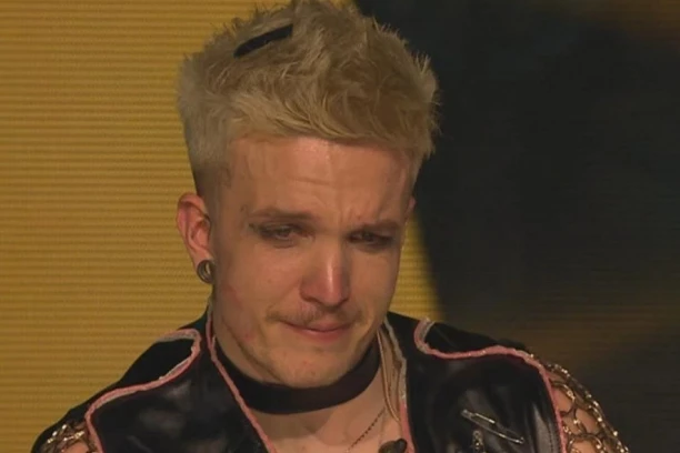 OBJAVLJEN DATUM SMRTI BEJBI LAZANJE! Pevačevo stanje UZNEMIRILO javnost, jeziva objava LEDI KRV U ŽILAMA!