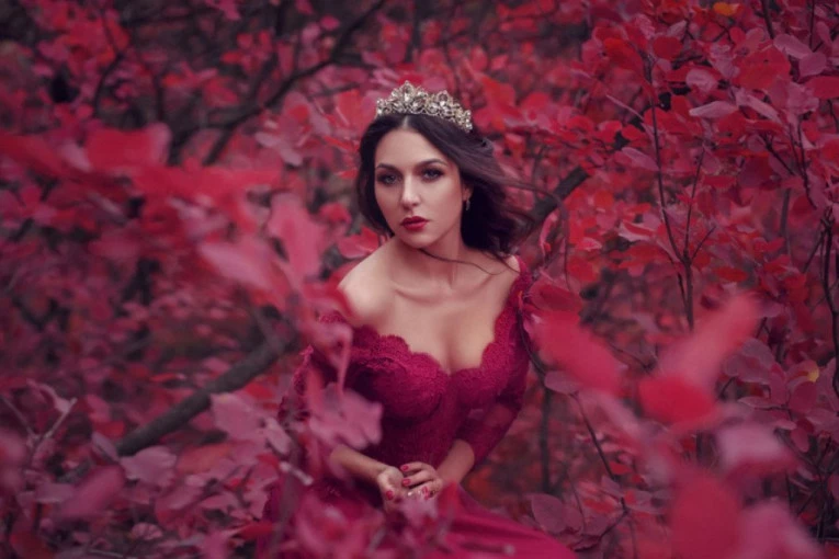 NEDELJNI HOROSKOP DONOSI POTEZE KOJI MENJAJU TOK SUDBINE: Ovnovi dobijaju novi posao, Bikovi nekontrolisano troše novac