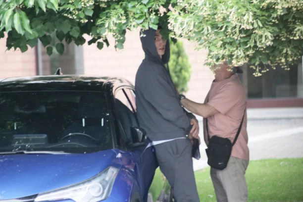 KONAČNO OTKRIVENO ŠTA SE DESILO PRE NEGO ŠTO JE NANELI UDARIO LAZAREVIĆA: Igrač Partizana NAPRAVIO JEDAN POTEZ