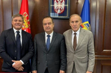 SVEČANOST! Potpredsednik Vlade Ivica Dačić primio delegaciju FSS!