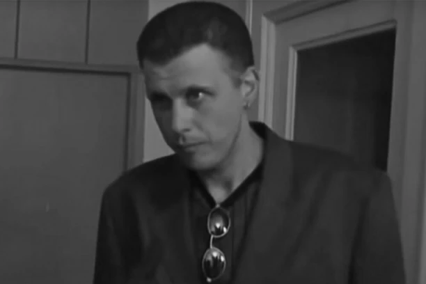 PREMINUO NAŠ ČUVENI PEVAČ! Teška bolest odnela LEGENDU, javnost SKAMENJENA nakon šok vesti