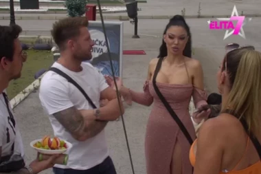 STANISLAV UĆUTKAO MAJU: Dobila POKLON od njegove porodice, pa mu pomenula BIVŠU SUPRUGU, on hitno reagovao!