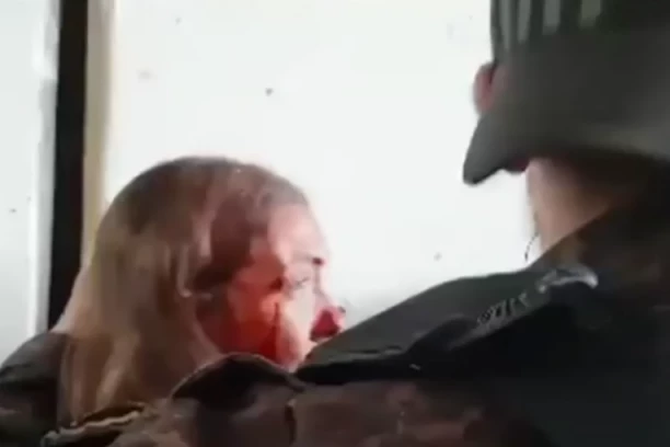 OBJAVLJEN SNIMAK OTETIH IZRAELKI U POJASU GAZE! Porodice BESNE na Netanijahua, traže HITNO oslobađanje svoje dece! (VIDEO)