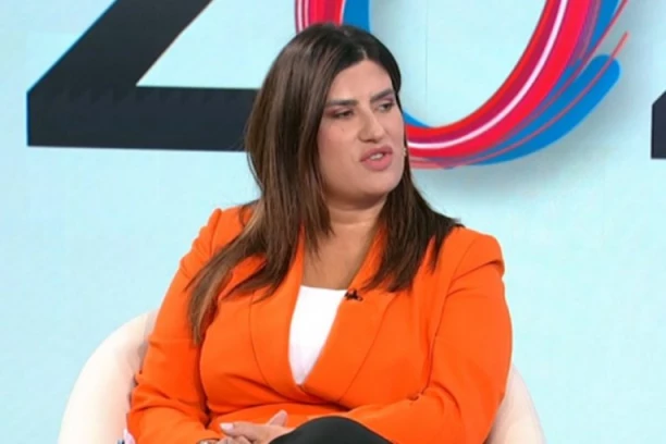 "PITANJA ZA MIŠU BAČULOVA": Dina Vučinić se obratila poznatom blokaderu posle objavljivanja snimka o kojem bruji država! (VIDEO)