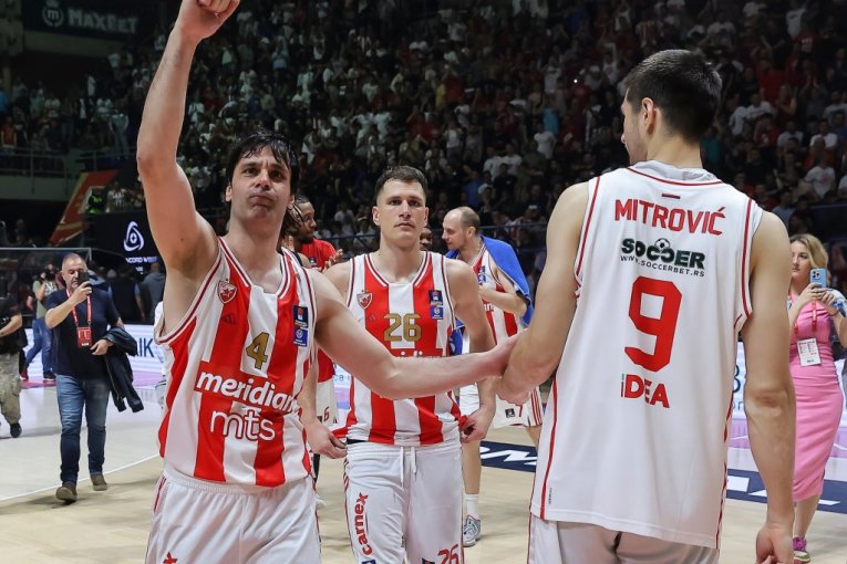 Miloš Teodosić i Nemanja Nedović 