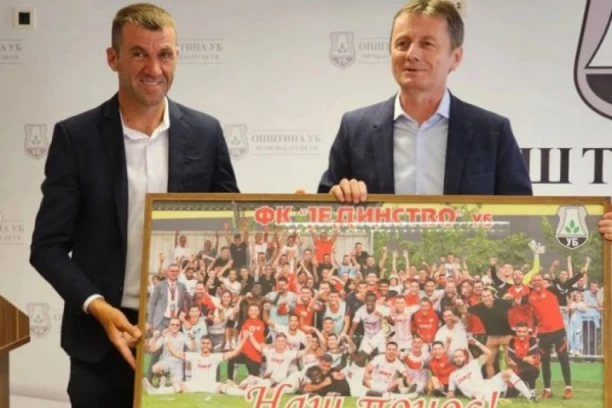 SVEČANI PRIJEM: Najveći uspeh u klupskoj istoriji obeležen je u prostorijama opštine! (FOTO GALERIJA)