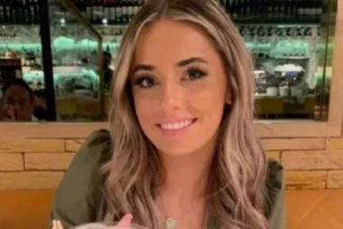 DOKTORI MIJU OTKAČILI ZBOG "DOSADNOG VIRUSA", ONA POSLE NEKOLIKO DANA UMRLA! Sada je otkriveno šta je pred smrt napisala majci! OVO KIDA DUŠU