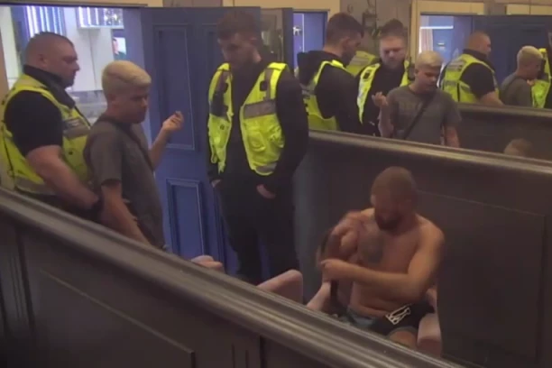 OBEZBEĐENJE ELITE MUNJEVITO ULETELO U BELU KUĆU: Hitna reakcija Velikog šefa, učesnik napravio HAOS!