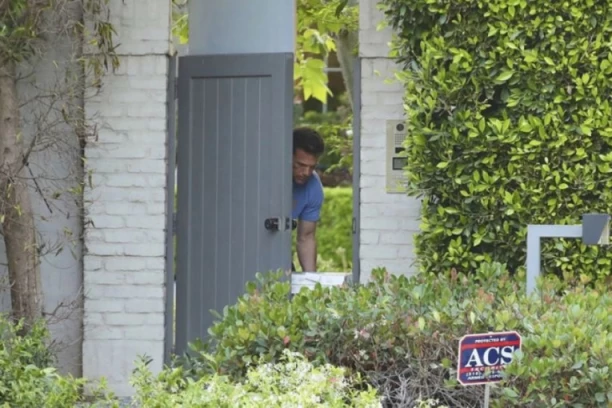 BEN NE PLANIRA DA SE VRATI KOD DŽENIFER: "Najvećoj ljubavnoj priči koja nikad nije ispričana" dolazi kraj