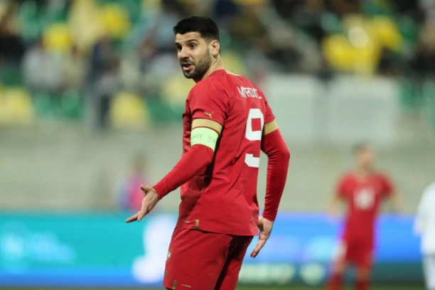 MITROVIĆ O BOJKOTU PIKSIJA: Napadač bez dlake na jeziku odgovorio na pitanje svih pitanja