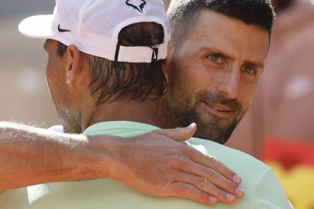 SKANDALOZNA OBJAVA RENOMIRANOG TENISKOG PORTALA: "Đokovićevi navijači preziru Nadala!" Novak trpi nove udarce ispod pojasa!