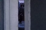 POLICIJA NAVLAČI PANCIRE! Drama u Sarajevskoj gde je upucano dete (10)! Sumnja se da je pucač OVDE!