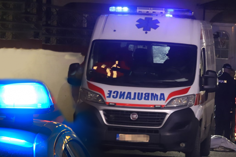 TEŠKA NESREĆA KOD ŠAPCA! Više radnika povređeno kada je pala betonska kontrukcija sa krana!