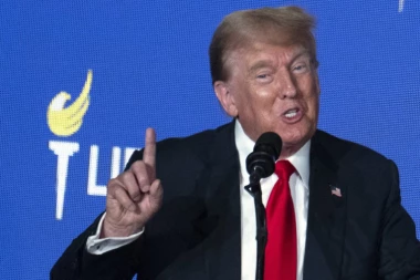 ŠOK ZA TRAMPA NA SKUPU: Nazvao Bajdena "TIRANINOM" ali ovako brutalnu reakciju naroda nije očekivao (VIDEO)