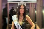 LEPOTICA OD 60 GODINA IZ BUENOS AJRESA OSTALA BEZ KRUNE: Na izboru za Mis Argentine izgledala je kao milion dolara, evo šta se dogodilo! (FOTO+VIDEO)
