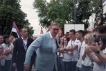 "POKUŠALI SU, ALI NISU USPELI DA NAS SRUŠE"! Moćna poruka Vučića: "Ponosan sam na dostojanstvo Srbije"! (VIDEO)