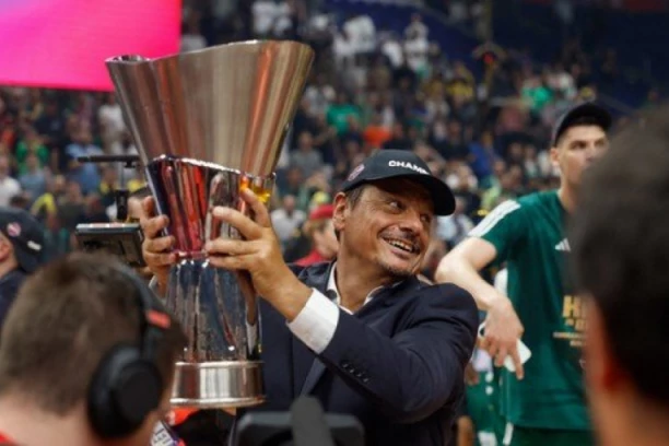 NA POMOLU SPEKTAKL: Ergin Ataman brutalno isprozivao NBA šampiona!