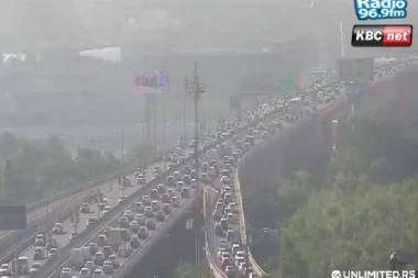 IGLA NEMA GDE DA PADNE NA GAZELI! Haos u saobraćaju od ranog jutra - OVE DEONICE NAJKRITIČNIJE! (FOTO)